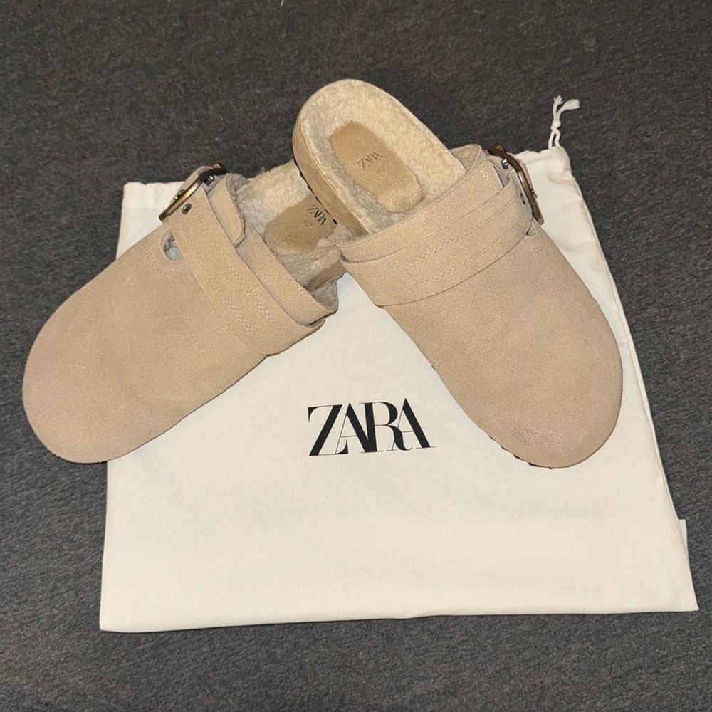 Zara Clogs
